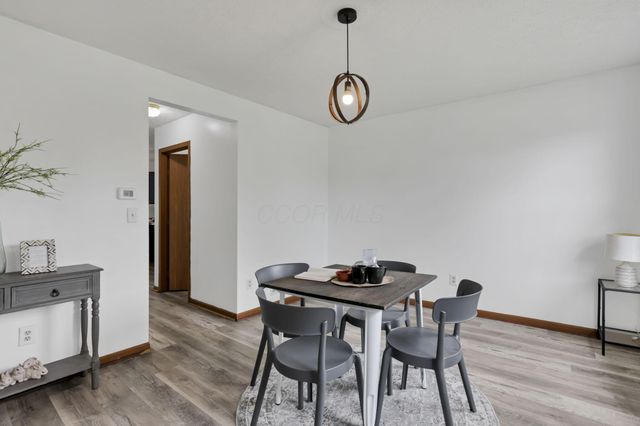 504 Bellcrest Court, Pataskala, OH 43062