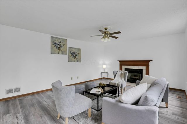 504 Bellcrest Court, Pataskala, OH 43062