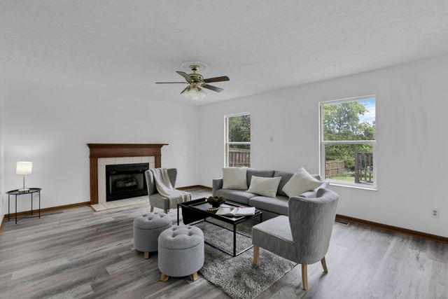 504 Bellcrest Court, Pataskala, OH 43062