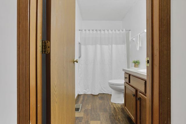 504 Bellcrest Court, Pataskala, OH 43062