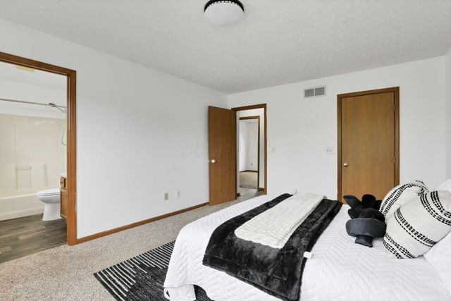 504 Bellcrest Court, Pataskala, OH 43062