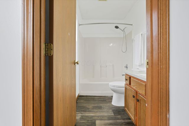 504 Bellcrest Court, Pataskala, OH 43062