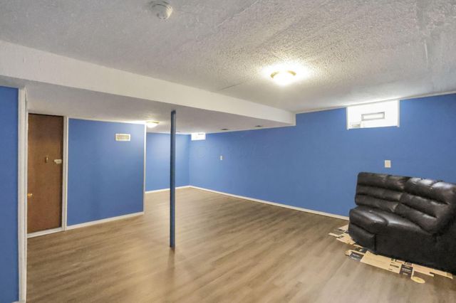 504 Bellcrest Court, Pataskala, OH 43062