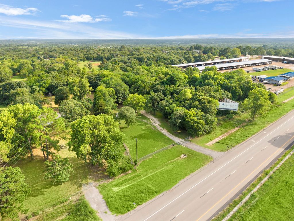 5720 E Highway 67, Alvarado, TX 76009 — exterior