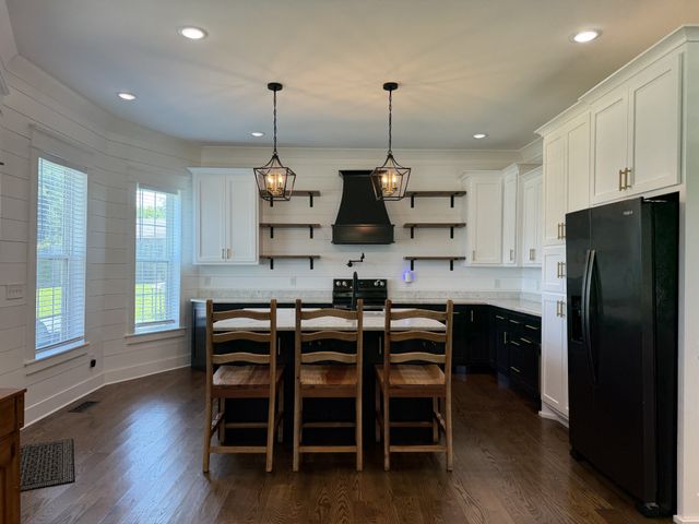 106 Lafayette Ave, Lawrenceburg, TN 38464