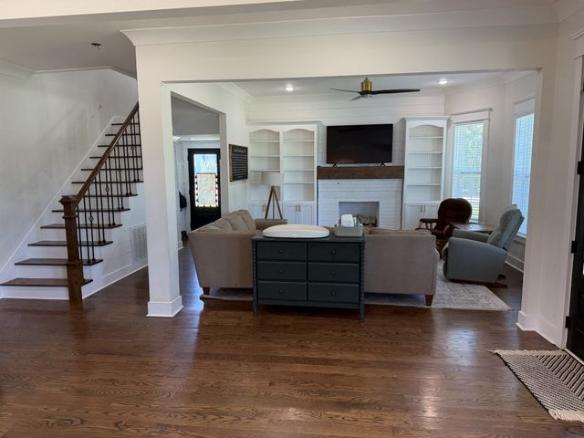 106 Lafayette Ave, Lawrenceburg, TN 38464