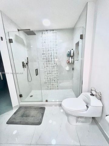 79 SW 12th St 1806, Miami, FL 33130