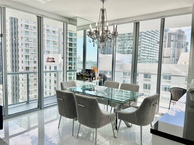 79 SW 12th St 1806, Miami, FL 33130