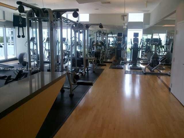 79 SW 12th St 1806, Miami, FL 33130