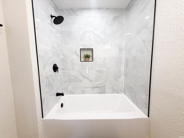 207 N Lafayette Street, North Liberty, IN 46554