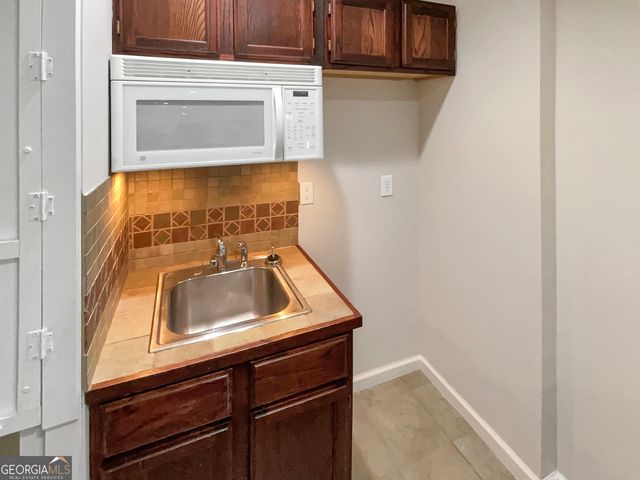 2380 Black Bear Court, Buford, GA 30519