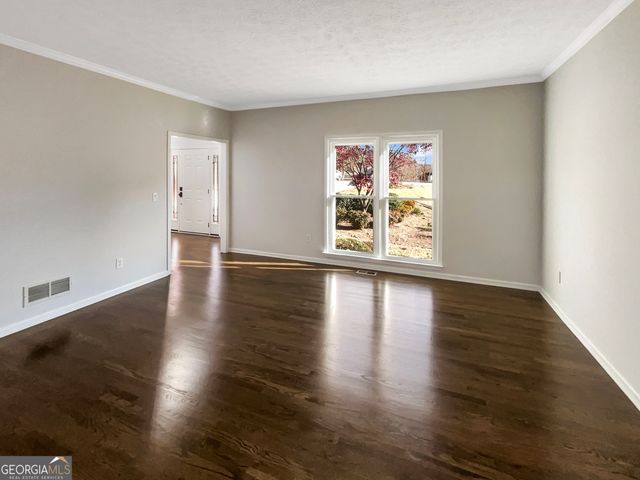 2380 Black Bear Court, Buford, GA 30519