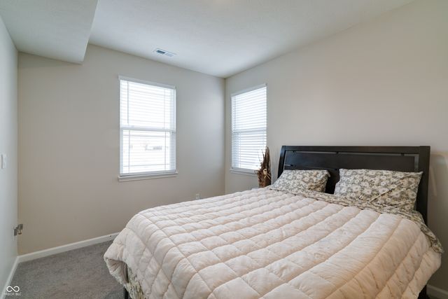 6986 Birmingham Avenue, Mccordsville, IN 46055