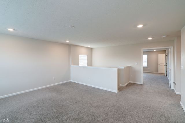 6986 Birmingham Avenue, Mccordsville, IN 46055