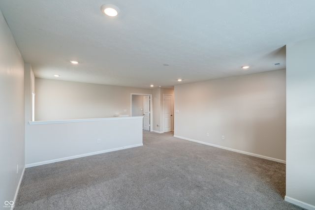 6986 Birmingham Avenue, Mccordsville, IN 46055