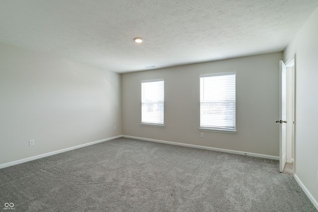 6986 Birmingham Avenue, Mccordsville, IN 46055