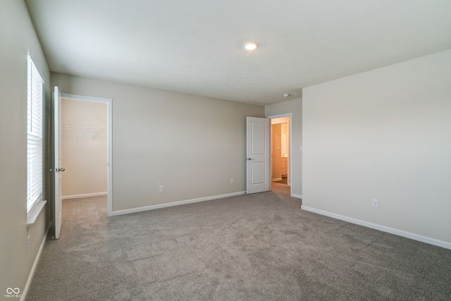 6986 Birmingham Avenue, Mccordsville, IN 46055