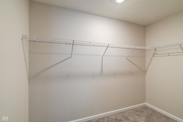 6986 Birmingham Avenue, Mccordsville, IN 46055