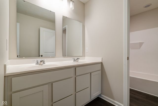 6986 Birmingham Avenue, Mccordsville, IN 46055