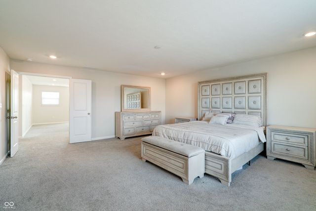 6986 Birmingham Avenue, Mccordsville, IN 46055