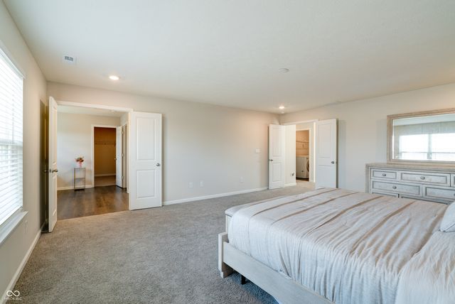 6986 Birmingham Avenue, Mccordsville, IN 46055