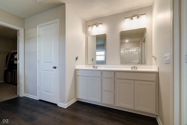 6986 Birmingham Avenue, Mccordsville, IN 46055