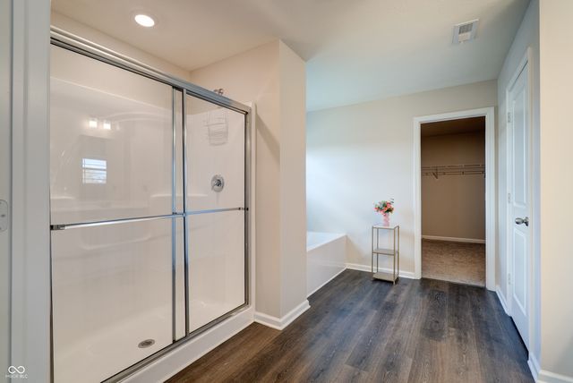 6986 Birmingham Avenue, Mccordsville, IN 46055