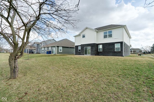 6986 Birmingham Avenue, Mccordsville, IN 46055