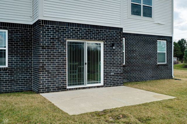 6986 Birmingham Avenue, Mccordsville, IN 46055