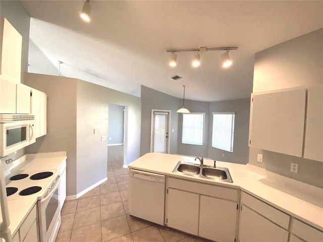 100 WOOD HAVEN DRIVE, Palm Coast, FL 32137
