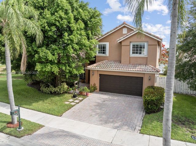 1179 Laguna Springs Dr, Weston, FL 33326