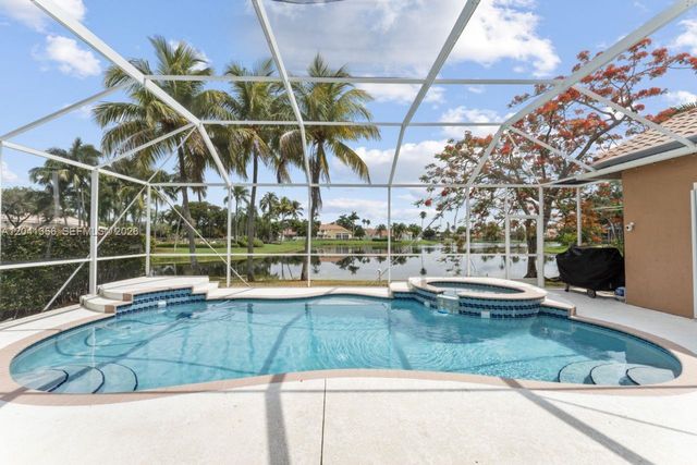 1179 Laguna Springs Dr, Weston, FL 33326