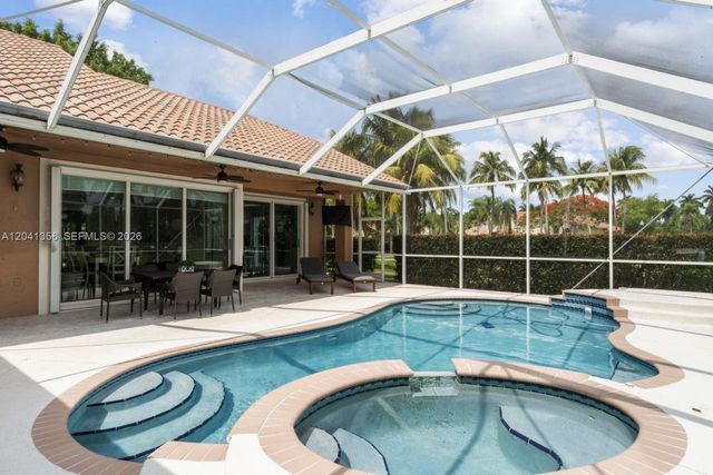 1179 Laguna Springs Dr, Weston, FL 33326
