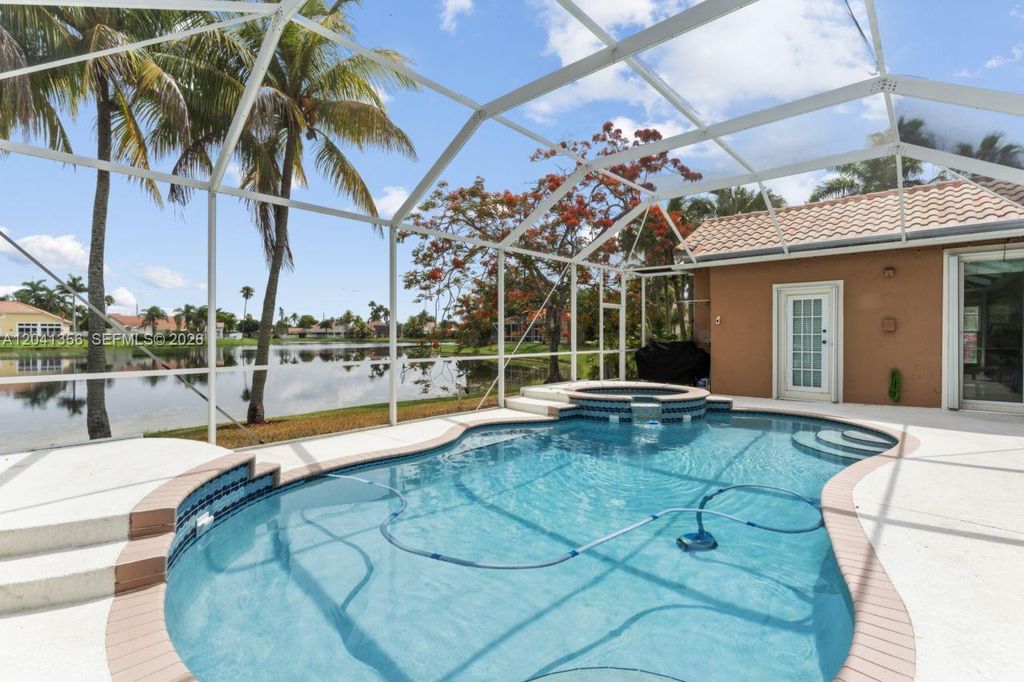 1179 Laguna Springs Dr, Weston, FL 33326