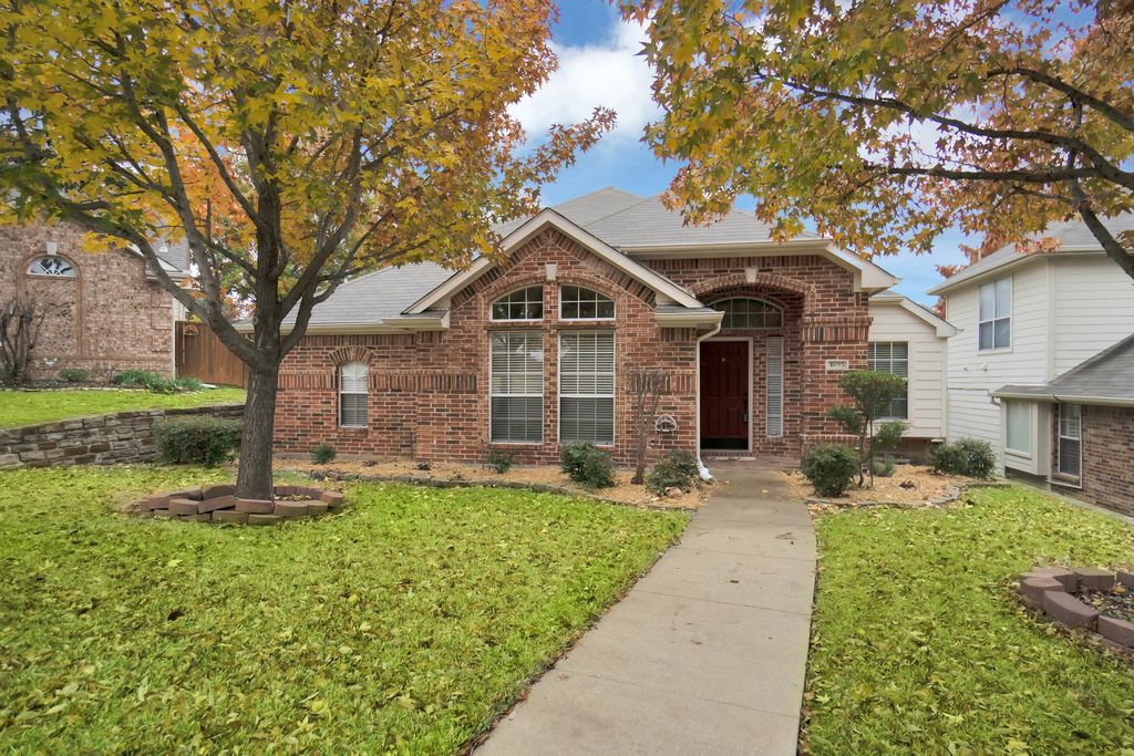 1695 Cresthill Drive, Rockwall, TX 75087