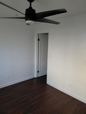 9567 N Barton Avenue, Fresno, CA 93720