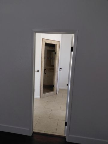 9567 N Barton Avenue, Fresno, CA 93720