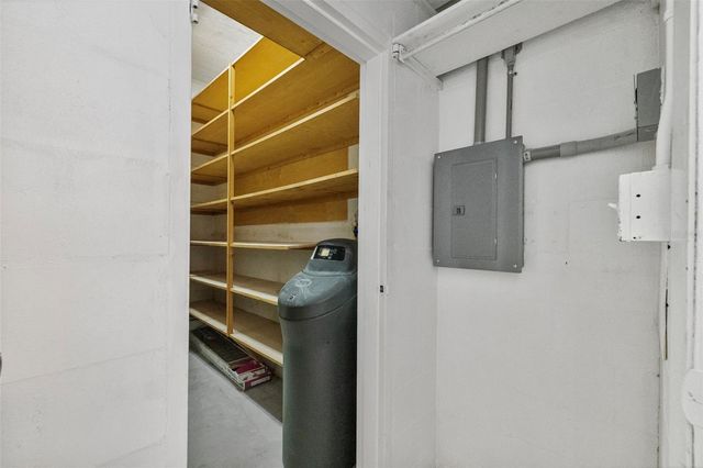 3406 W SWANN AVENUE, Tampa, FL 33609