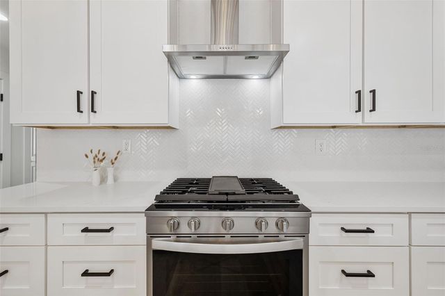 3406 W SWANN AVENUE, Tampa, FL 33609