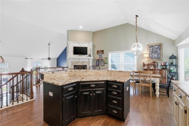 23508 W 46th Street, Shawnee, KS 66226