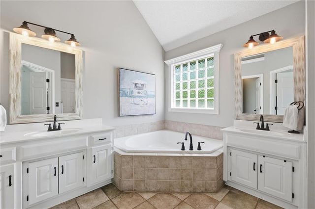 23508 W 46th Street, Shawnee, KS 66226