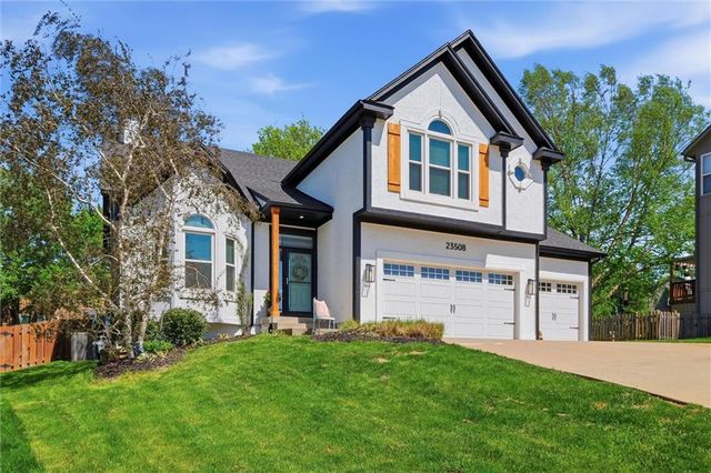 23508 W 46th Street, Shawnee, KS 66226