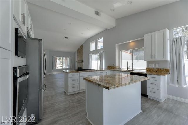 1433 Goldenspur Lane, Las Vegas, NV 89117