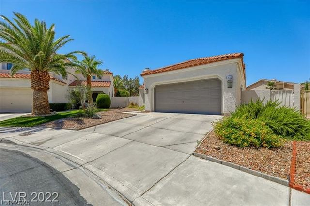 1433 Goldenspur Lane, Las Vegas, NV 89117