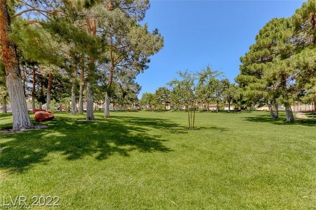 1433 Goldenspur Lane, Las Vegas, NV 89117