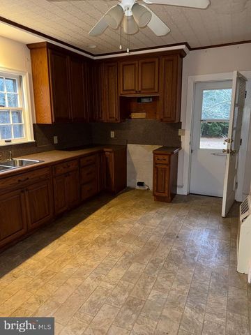 670 YE GREATE ST, Greenwich, NJ 08323