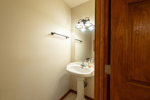 11125 Tangle Trail, Fort Wayne, IN 46845