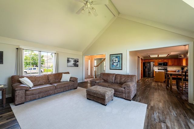 11125 Tangle Trail, Fort Wayne, IN 46845
