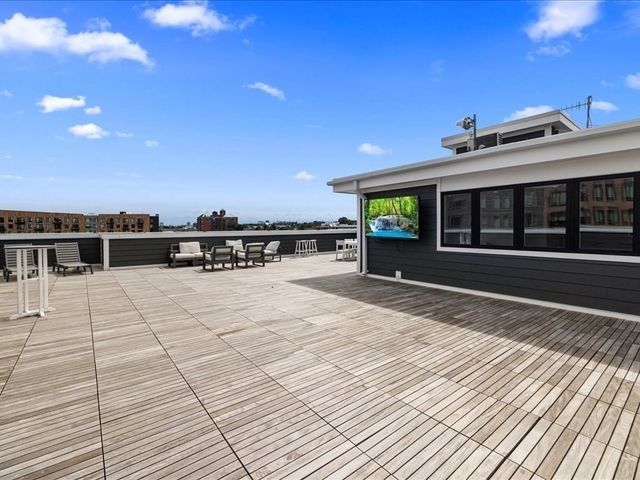 50 Hichborn St 506, Boston, MA 02135