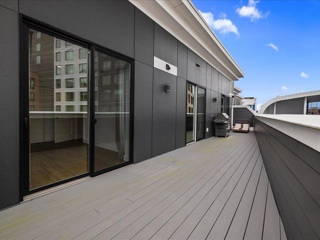 50 Hichborn St 506, Boston, MA 02135